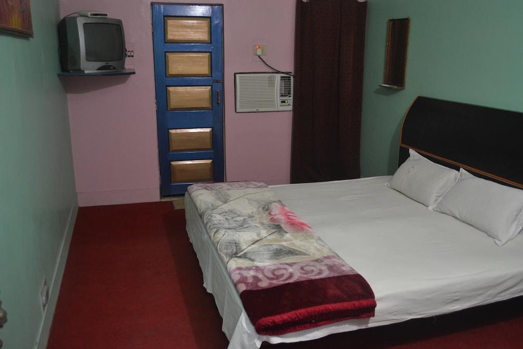 Hotel Sandeep - Varanasi — Photos 2